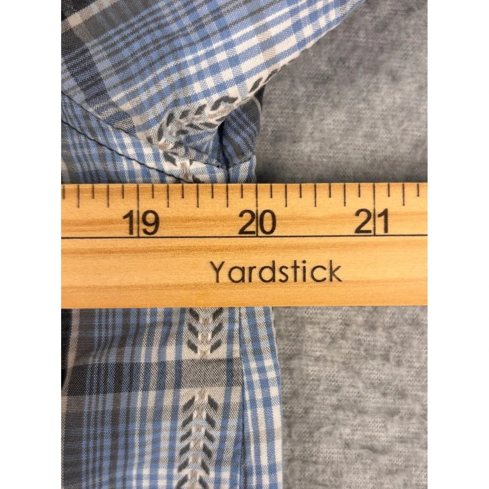 Gotcha Mens XL Blue Plaid Short Sleeve Button Down Shirt‎ Surf Casual Pockets